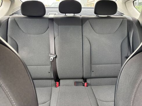 Used 2025 Kia K4 FWD image 36