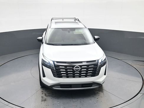 New 2026 Nissan Pathfinder Platinum image 24