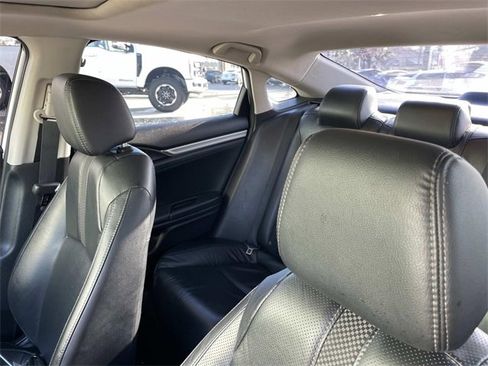 Used 2019 Honda Civic EX-L image 21
