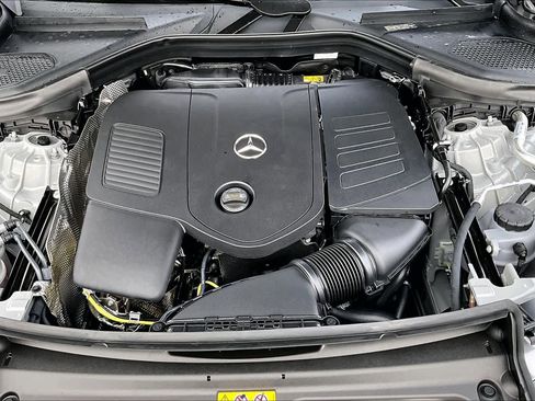 New 2026 Mercedes-Benz GLC 300 image 16