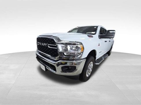 Certified 2024 RAM 3500 Big Horn AWD/4WD image 3