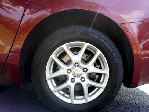 Used 2020 Chrysler Pacifica Touring-L image 29