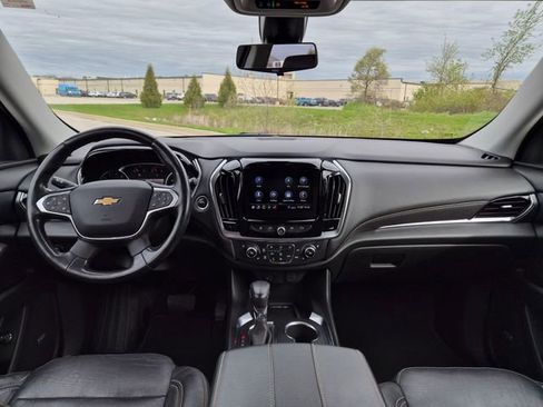 Used 2021 Chevrolet Traverse Premier FWD image 52