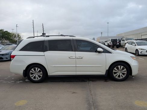 Used 2016 Honda Odyssey EX-L image 2
