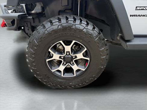 Used 2014 Jeep Wrangler Sport w/ Quick Order Package 24S AWD/4WD image 20