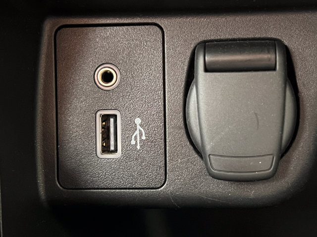 Used 2024 Nissan Versa S w/ S Plus Package FWD image 8