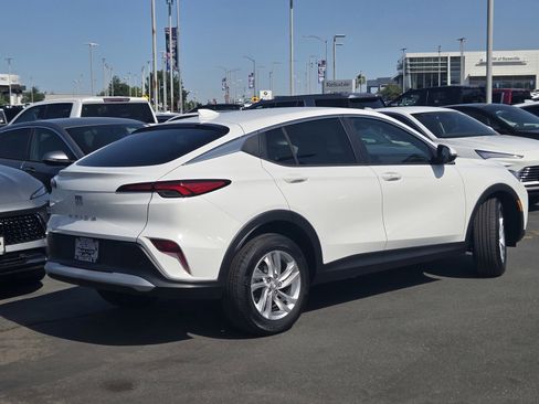 New 2025 Buick Envista Preferred w/ Convenience I Package image 4