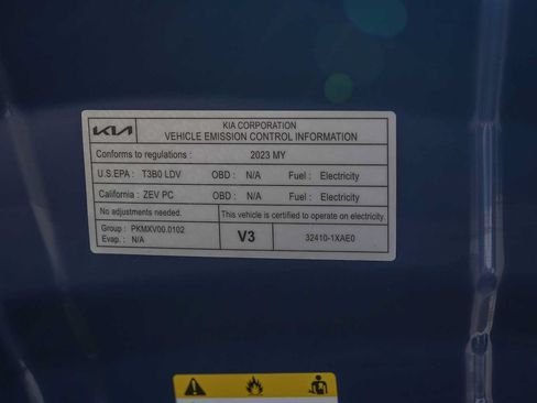 Used 2023 Kia EV6 GT-Line w/ GT-Line White Seat Package RWD image 27