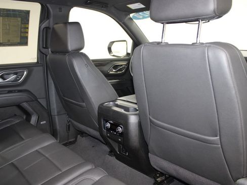 Used 2024 Chevrolet Tahoe LT RWD image 34
