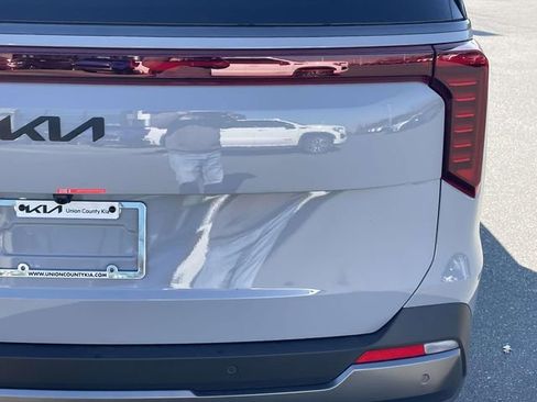 New 2026 Kia Carnival SX Prestige FWD image 17