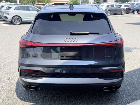 Used 2025 Audi Q5 Prestige AWD/4WD image 5