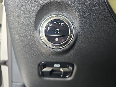 Certified 2025 Mercedes-Benz C 300 Sedan image 30