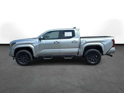 Used 2026 Toyota Tacoma SR5 AWD/4WD image 10