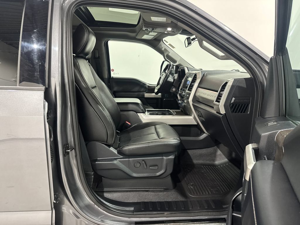 Used 2021 Ford F250 Lariat AWD/4WD image 21