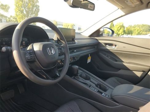 New 2025 Honda Accord SE image 12