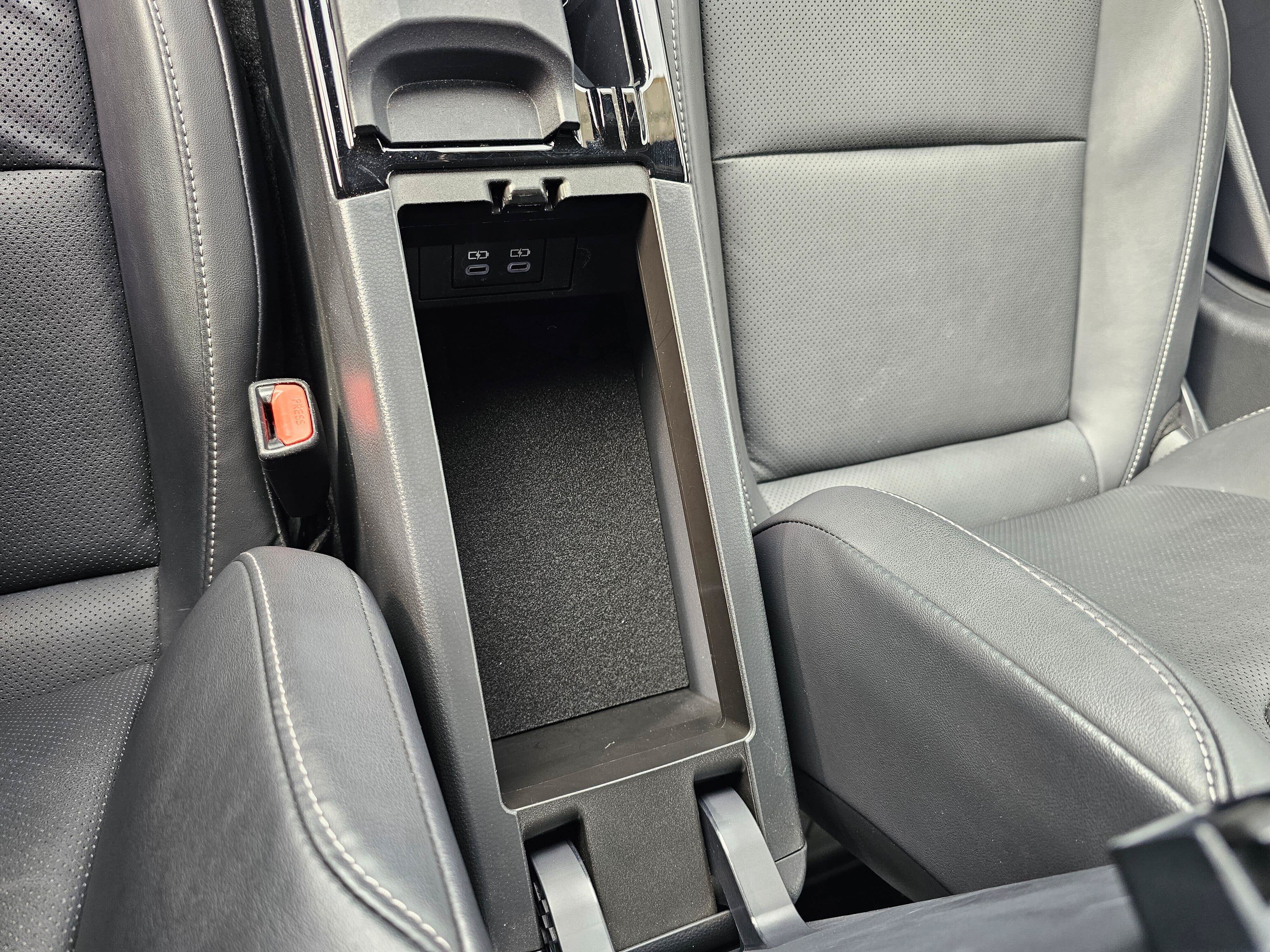 Certified 2024 Toyota Prius XLE FWD image 28
