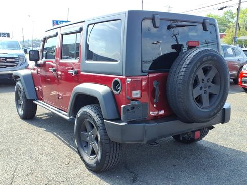 Used 2012 Jeep Wrangler Unlimited Sport AWD/4WD image 6