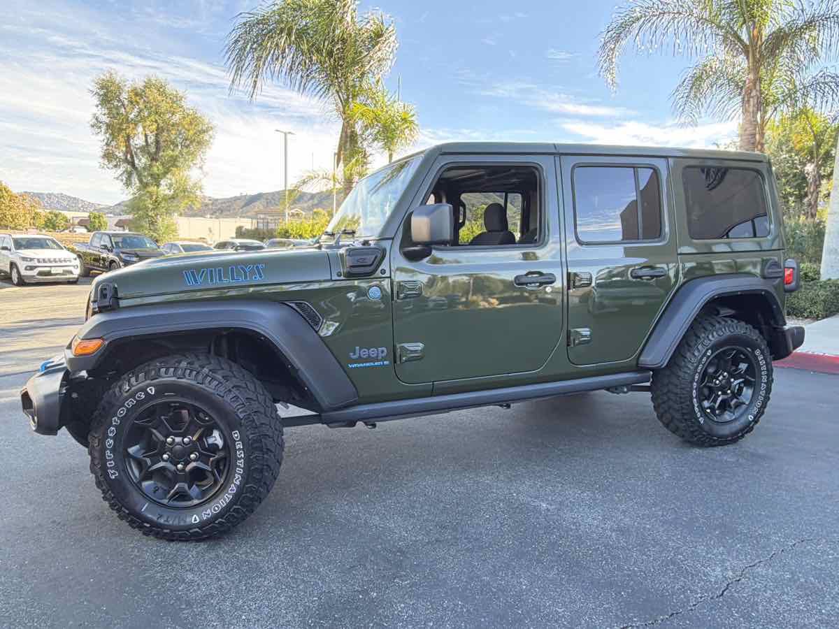Used 2023 Jeep Wrangler Unlimited w/ 8.4" Radio Group AWD/4WD image 16