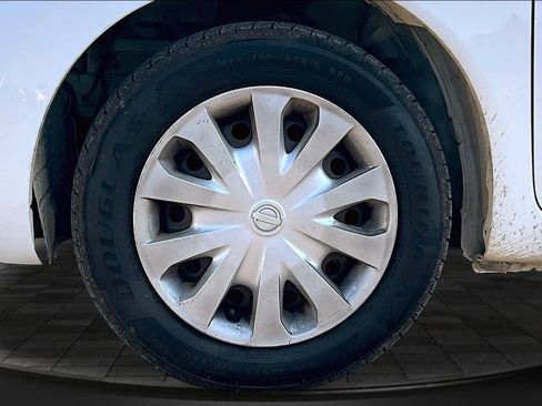 Used 2015 Nissan Versa Note SV FWD image 9