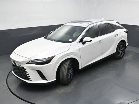 Used 2023 Lexus RX 350 Premium w/ Accessory Package (Z1) FWD image 33