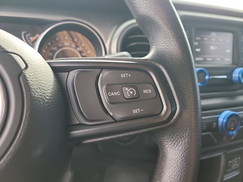 Used 2021 Jeep Gladiator Sport w/ Trailer Tow Package image 29