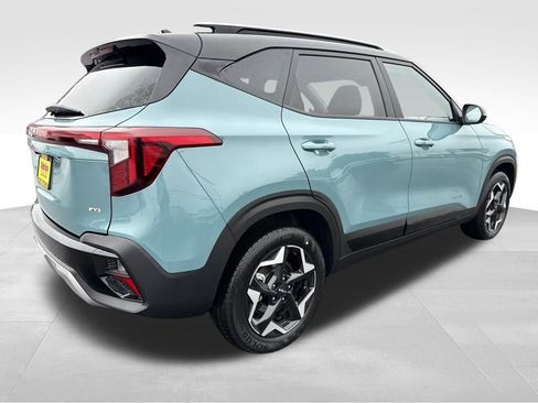 New 2026 Kia Seltos S image 8