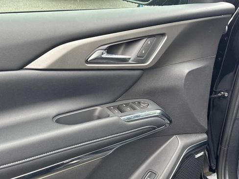 New 2026 Chevrolet Traverse LT w/ Enhanced Driving Package FWD image 23
