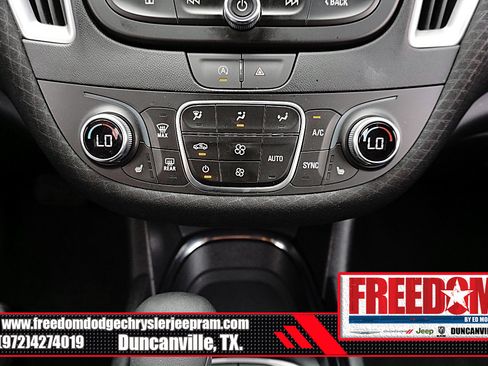 Used 2024 Chevrolet Malibu LT FWD image 22