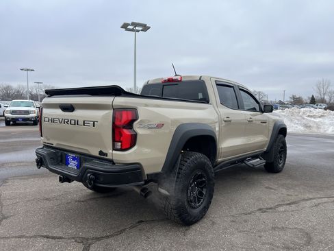 Used 2024 Chevrolet Colorado ZR2 w/ ZR2 Bison Edition image 8