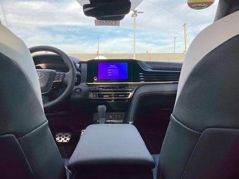 New 2026 Toyota Camry SE image 14