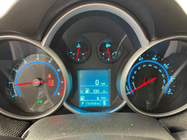 Used 2012 Chevrolet Cruze LT FWD image 5
