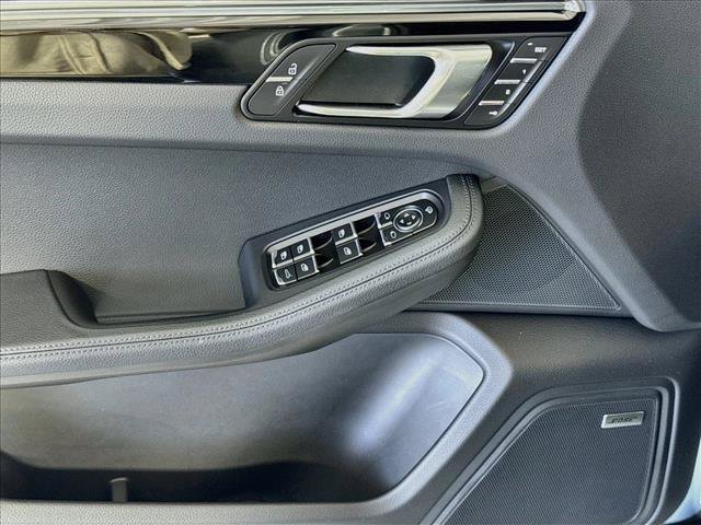 Certified 2026 Porsche Macan Turbo AWD/4WD image 11