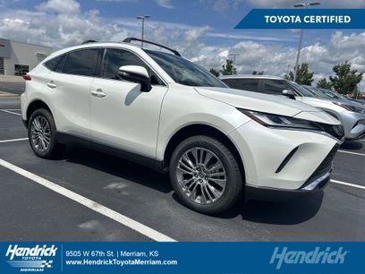 Used 2022 Toyota Venza XLE