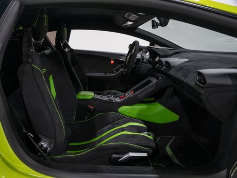 Used 2023 Lamborghini Huracan STO RWD image 68
