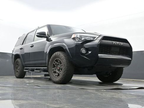 Used 2022 Toyota 4Runner SR5 Premium w/ Moonroof Package image 9