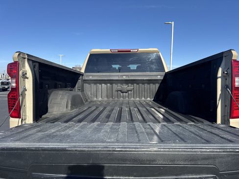 Used 2023 Chevrolet Silverado 1500 Custom Trail Boss image 23