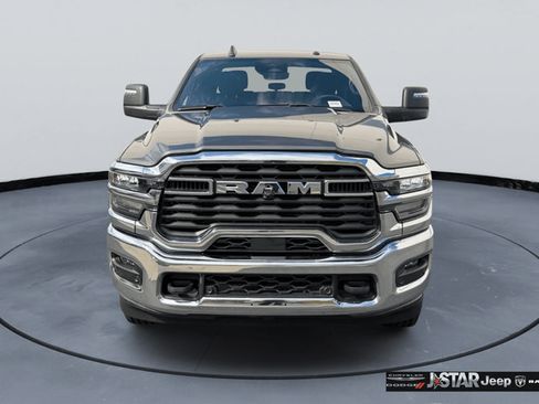 Used 2026 RAM 2500 Big Horn AWD/4WD image 2
