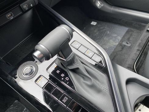 New 2026 Kia Niro EX FWD image 22