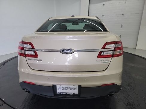 Used 2017 Ford Taurus Limited FWD image 8
