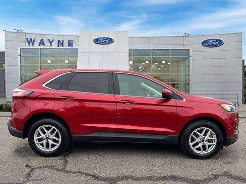 Used 2022 Ford Edge SEL w/ Convenience Package image 7
