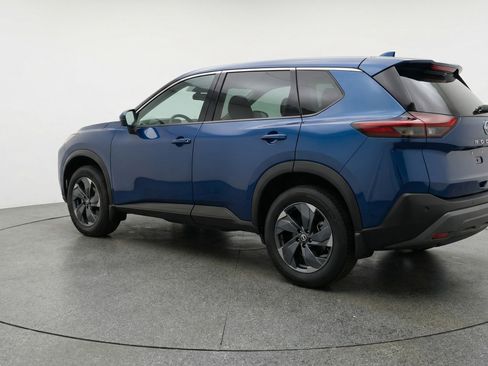 Used 2025 Nissan Rogue SV AWD/4WD image 6