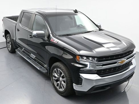 Used 2022 Chevrolet Silverado 1500 LT AWD/4WD image 37