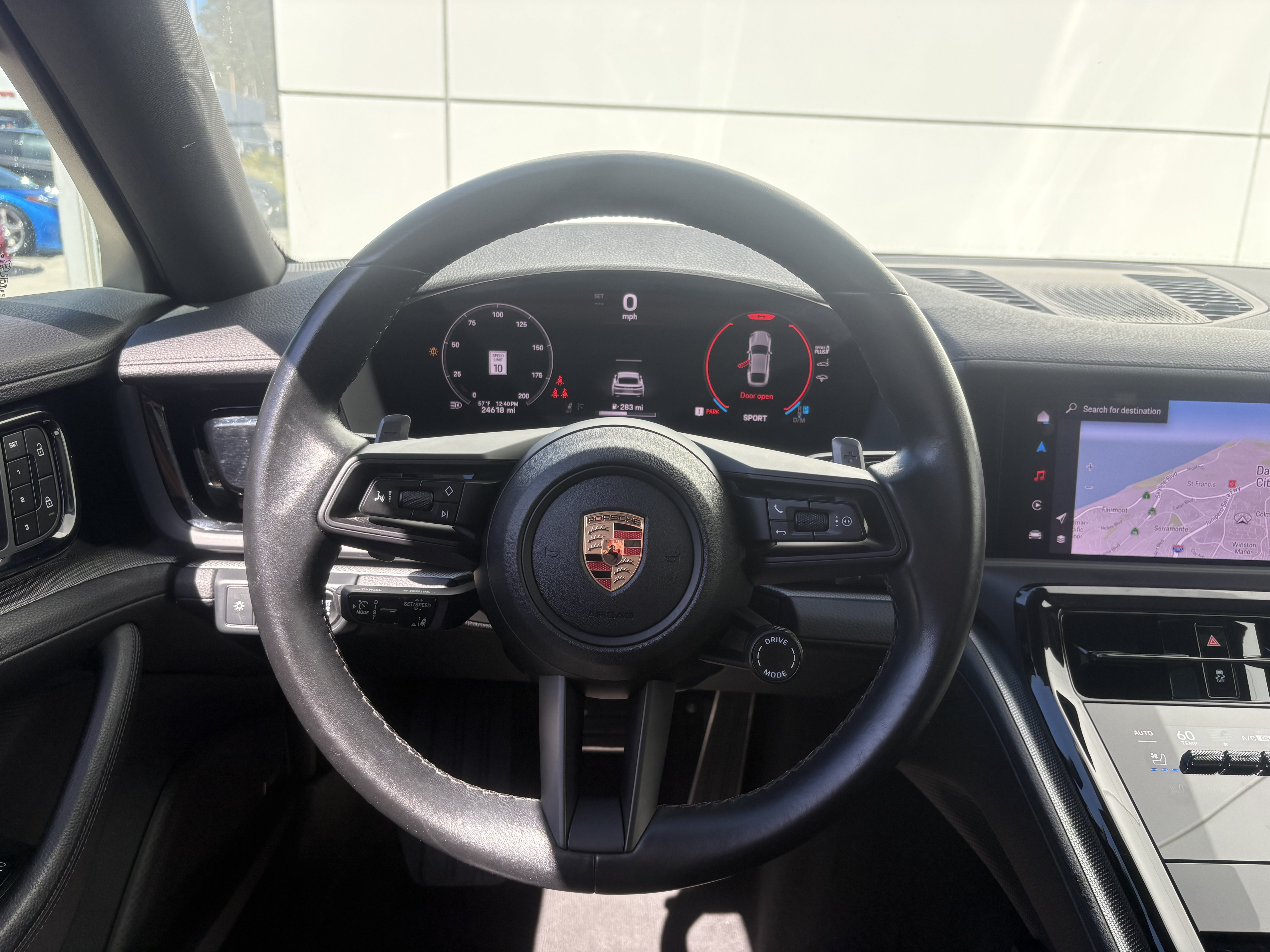 Used 2025 Porsche Panamera RWD image 19