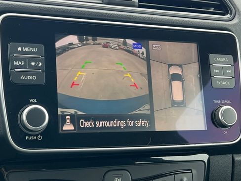 Used 2023 Nissan Leaf SV Plus image 21