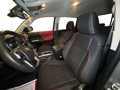 Certified 2023 Toyota Tacoma SR5 image 7