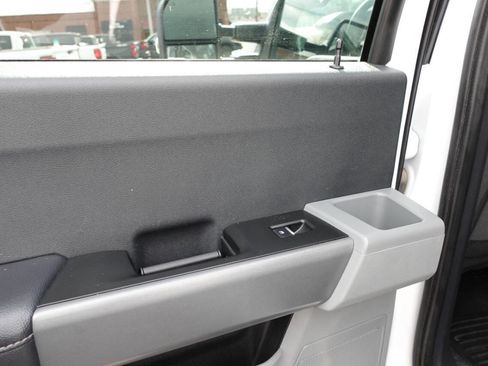 Used 2024 Ford F250 XLT w/ FX4 Off-Road Package image 21