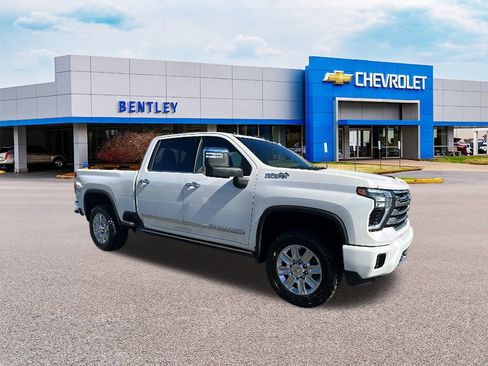 Used 2024 Chevrolet Silverado 2500 High Country w/ High Country Premium Package image 7