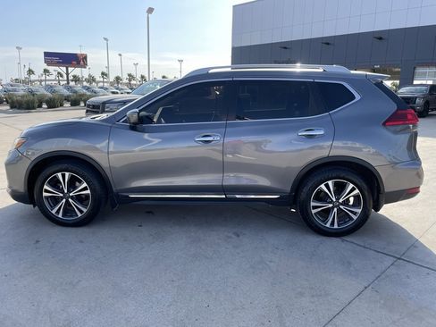Certified 2017 Nissan Rogue SL w/ SL Premium Package image 2