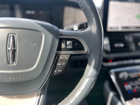 Used 2021 Lincoln Navigator L Black Label w/ Cargo Convenience Package image 11