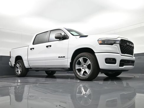 Used 2025 RAM 1500 Tradesman RWD image 29